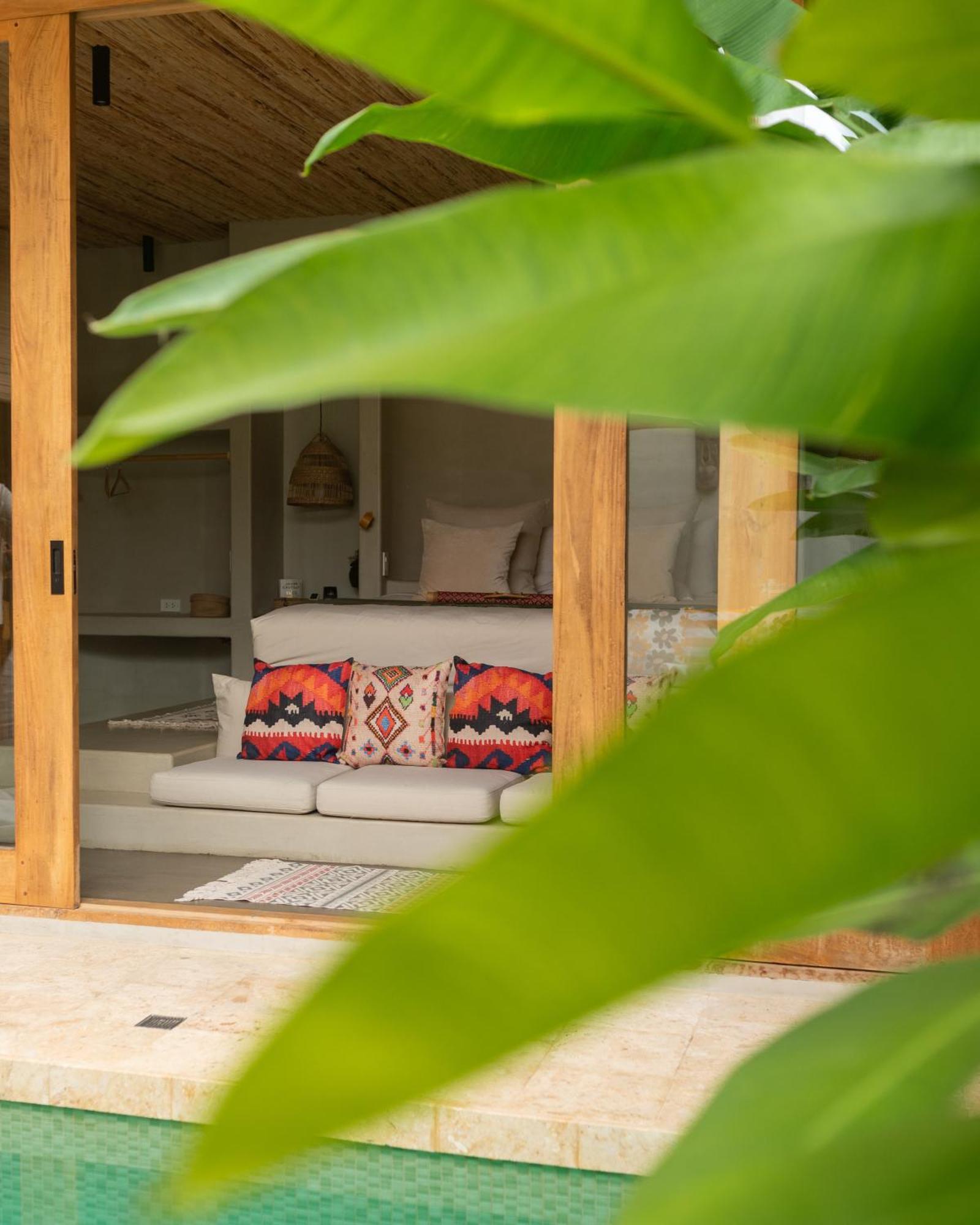 El Salao Villas El Nido Luaran gambar